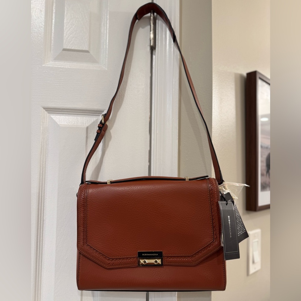 BCBG structured shoulder bag cognac